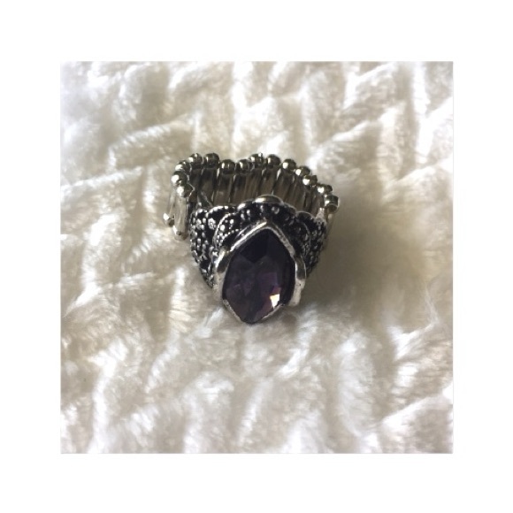 Vintage Old Amethyst Ring - Picture 11 of 11